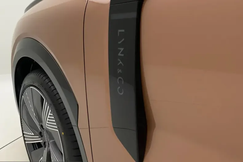 Lynk & Co 08 din 2026 cu 10 km - oferta LYN205544 - foto 12