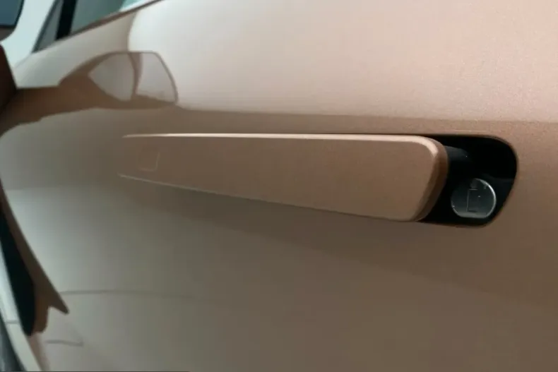 Lynk & Co 08 din 2026 cu 10 km - oferta LYN205544 - foto 13