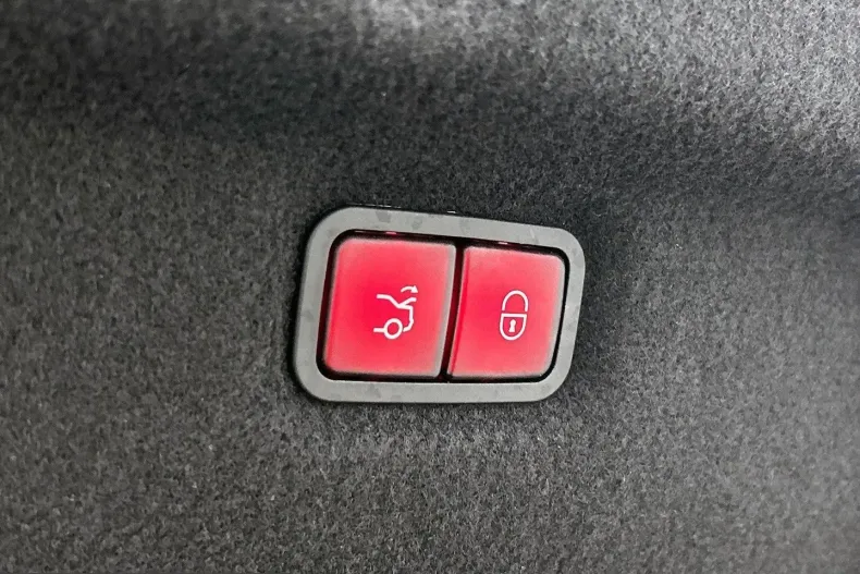 Mercedes-Benz SL 63 AMG (Clasa SL) din 2024 cu 11.752 km - oferta MER205545 - foto 24