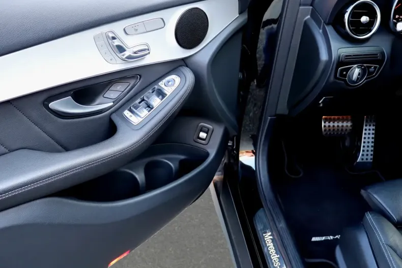 Mercedes-Benz GLC 300 (Clasa GLC) din 2022 cu 138.783 km - oferta MER205549 - foto 13