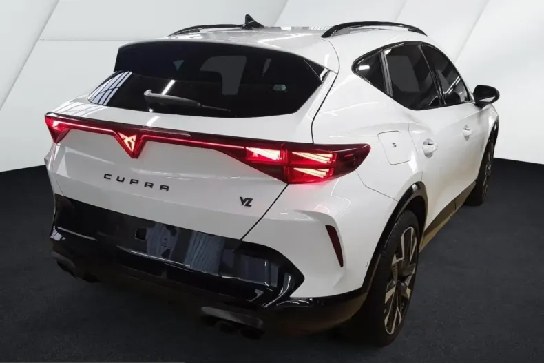 Cupra Formentor din 2025 cu 26.200 km - oferta CUP205554 - foto 2