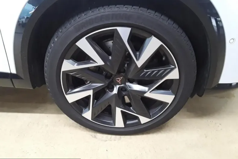 Cupra Formentor din 2025 cu 26.200 km - oferta CUP205554 - foto 16