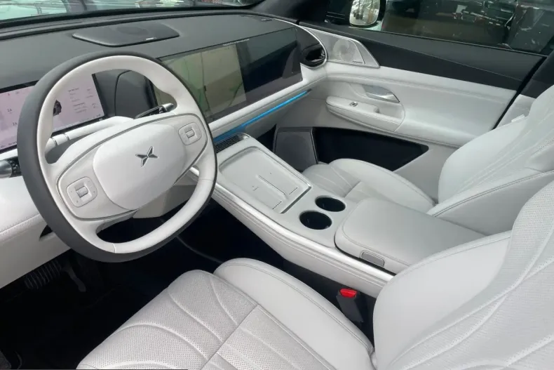 XPENG G9 din 2025 cu 5.900 km - oferta XPE205556 - foto 5