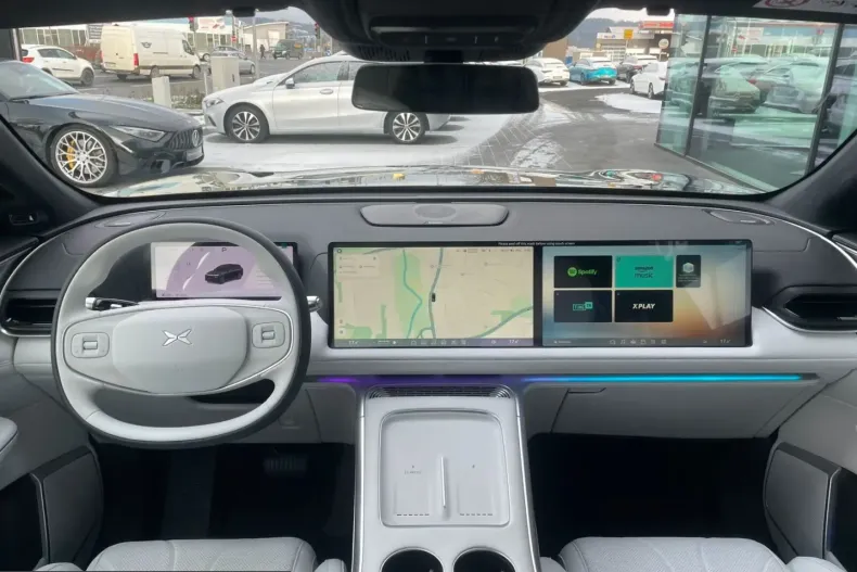 XPENG G9 din 2025 cu 5.900 km - oferta XPE205556 - foto 7
