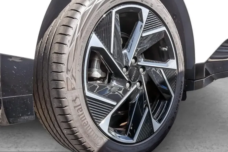 Lynk & Co 02 din 2025 cu 10.110 km - oferta LYN205557 - foto 5