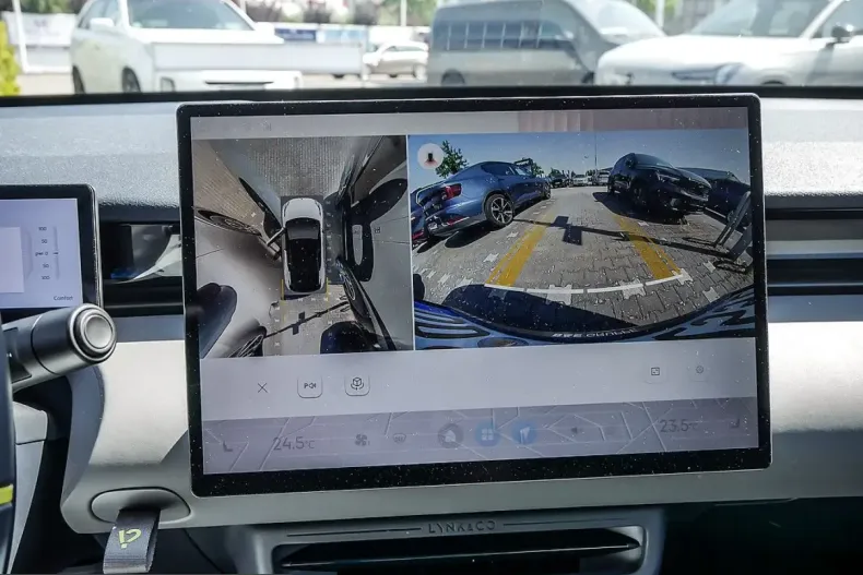 Lynk & Co 02 din 2025 cu 10.110 km - oferta LYN205557 - foto 15