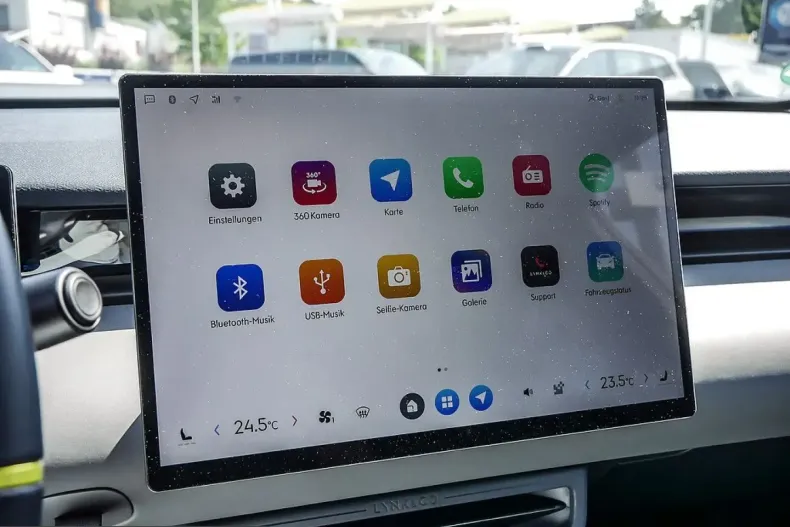 Lynk & Co 02 din 2025 cu 10.110 km - oferta LYN205557 - foto 18