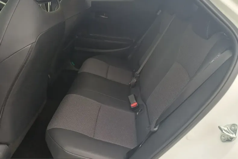 Toyota C-HR din 2025 cu 6.019 km - oferta TOY205558 - foto 9