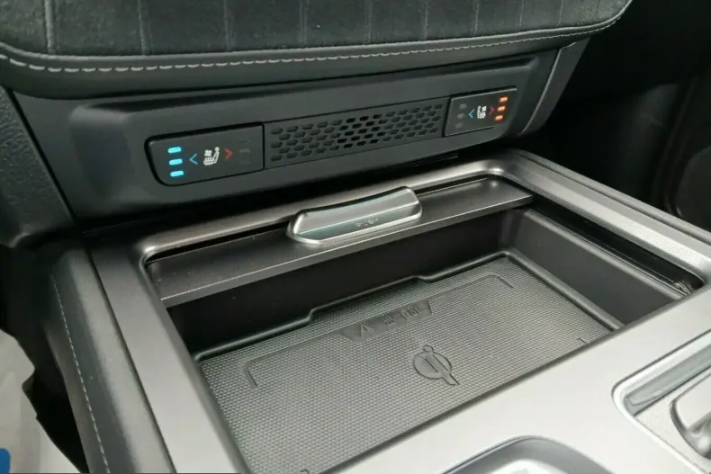 KGM Rexton din 2025 cu 5.000 km - oferta KGM205559 - foto 7