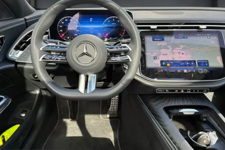 Mercedes-Benz E 200 (Clasa E) din 2025 cu 7.950 km - oferta MER205565 - foto 3