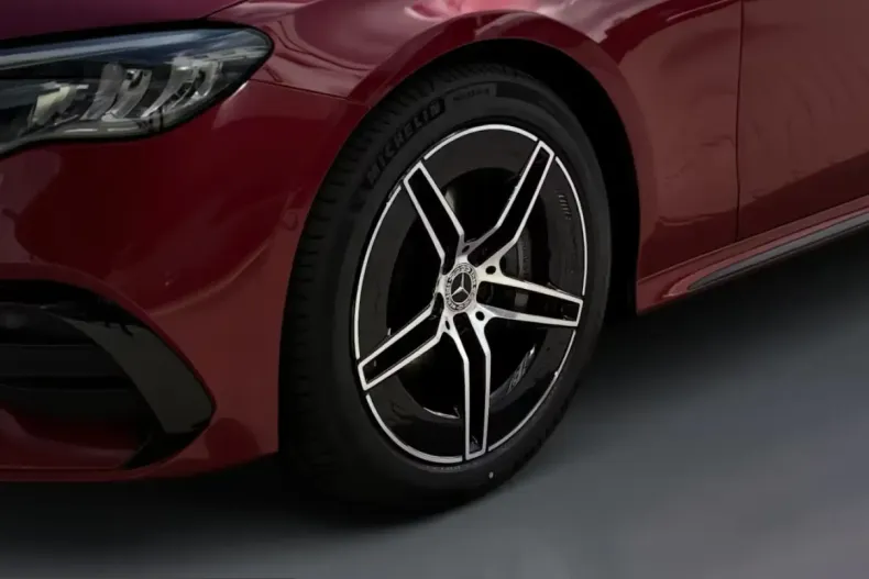 Mercedes-Benz E 200 (Clasa E) din 2025 cu 7.950 km - oferta MER205565 - foto 12