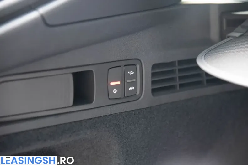 Audi Q5 din 2025 cu 25 km - oferta AUD205566 - foto 16