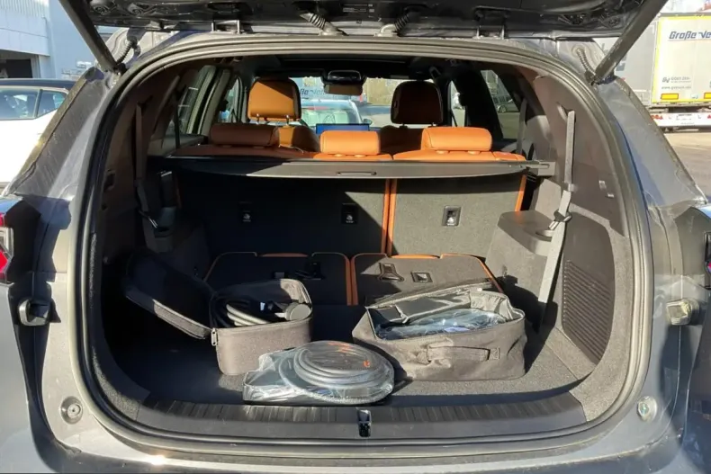 BYD Tang din 2024 cu 2.504 km - oferta BYD205567 - foto 8