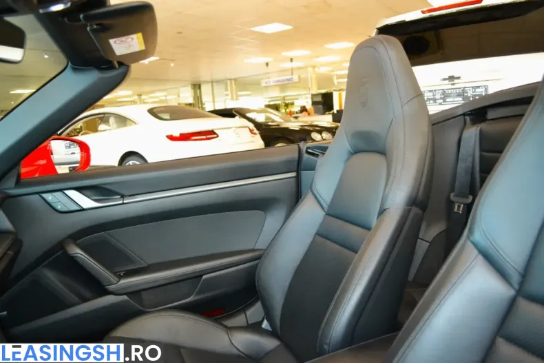 Porsche 911 din 2024 cu 23.000 km - oferta POR205570 - foto 11