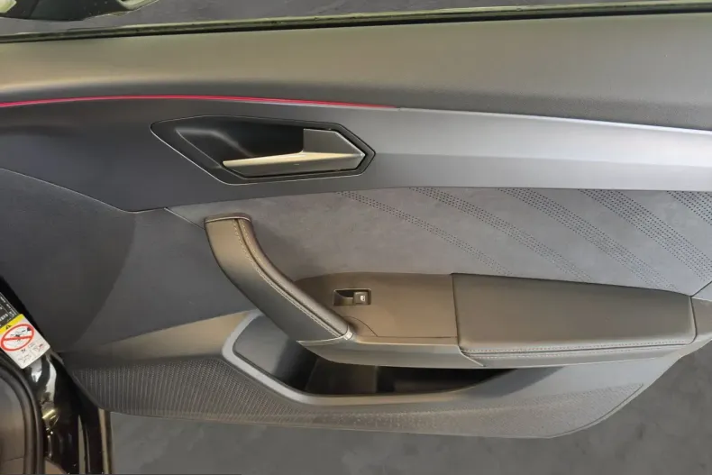 Cupra Formentor din 2025 cu 16.800 km - oferta CUP205577 - foto 19