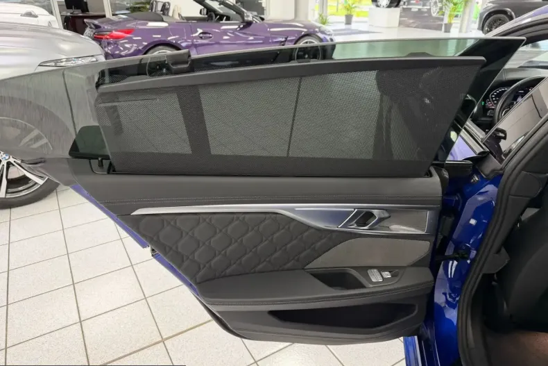 BMW M8 (Seria 8) din 2022 cu 9.900 km - oferta BMW205582 - foto 23