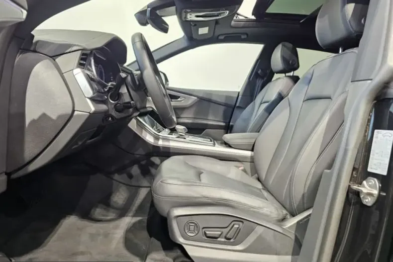 Audi Q8 din 2024 cu 25.510 km - oferta AUD205584 - foto 12