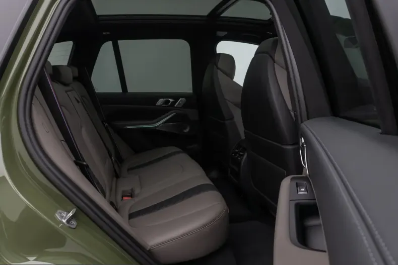 BMW X5 M (Seria X) din 2022 cu 55.479 km - oferta BMW205589 - foto 26