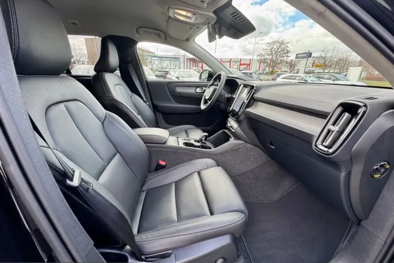 Volvo XC40 din 2024 cu 26.110 km - oferta VOL205591 - foto 14