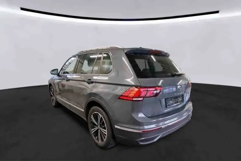 Volkswagen Tiguan din 2022 cu 79.436 km - oferta VOL205595 - foto 4