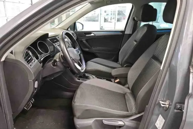 Volkswagen Tiguan din 2022 cu 79.436 km - oferta VOL205595 - foto 6