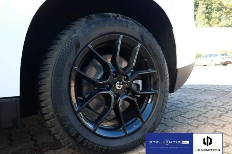 Leapmotor C10 din 2025 cu 15.452 km - oferta LEA205598 - foto 7