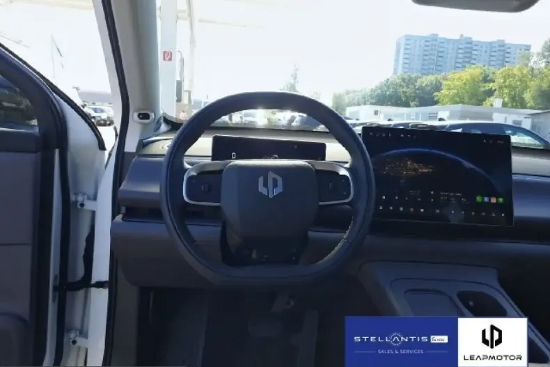 Leapmotor C10 din 2025 cu 15.452 km - oferta LEA205598 - foto 12