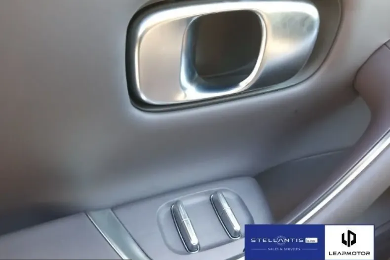 Leapmotor C10 din 2025 cu 15.452 km - oferta LEA205598 - foto 18