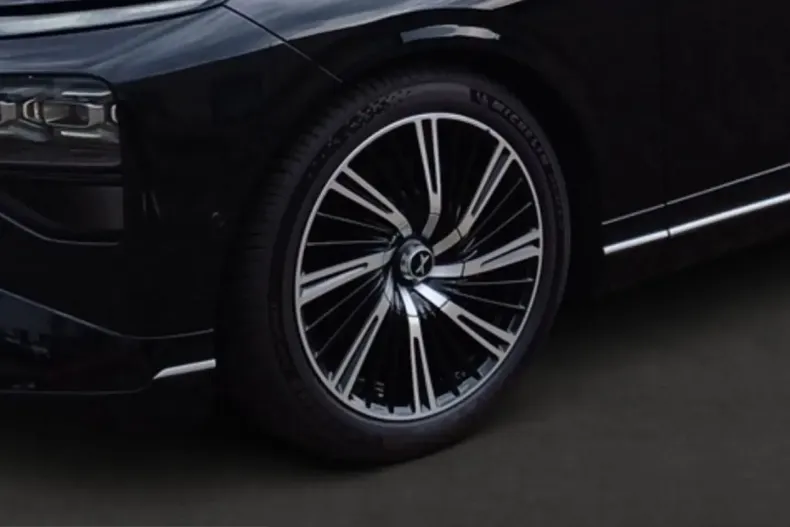 XPENG G9 din 2025 cu 19.990 km - oferta XPE205604 - foto 6