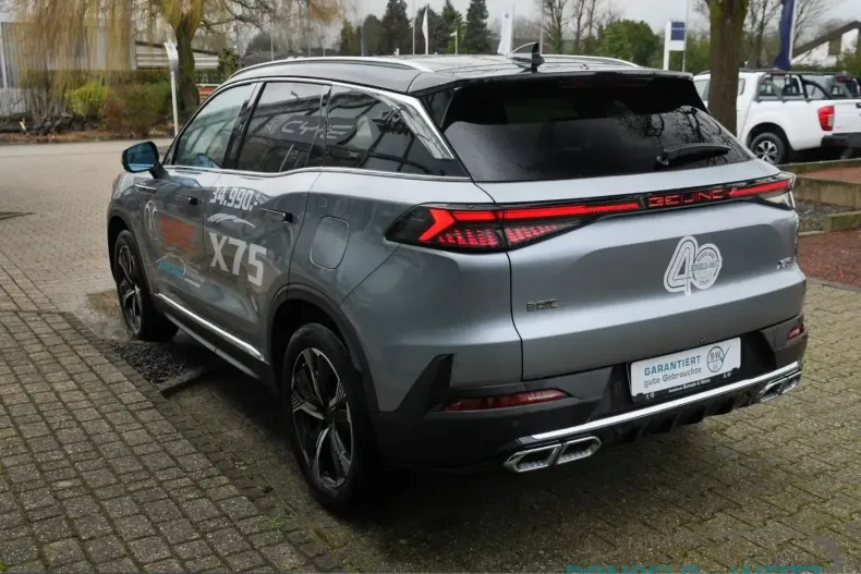 BAIC Beijing X75 din 2025 cu 9.600 km - oferta BAI205605 - foto 2