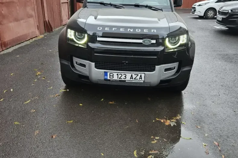 Land Rover Defender din 2023 cu 18.100 km - oferta LAN205607 - foto 1