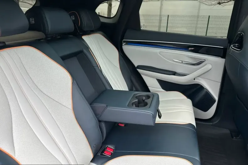 BYD Seal U din 2024 cu 20.000 km - oferta BYD205613 - foto 14