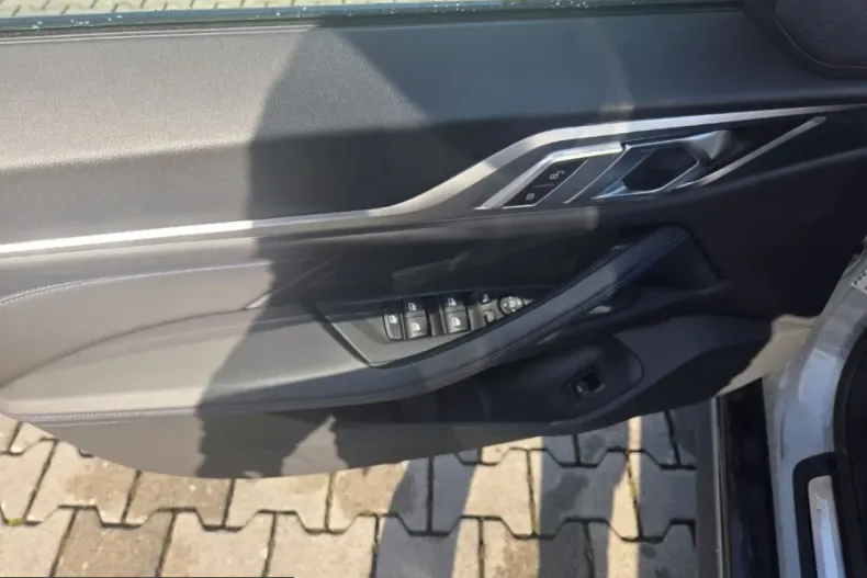 BMW 430i (Seria 4) din 2025 cu 14.983 km - oferta BMW205614 - foto 12