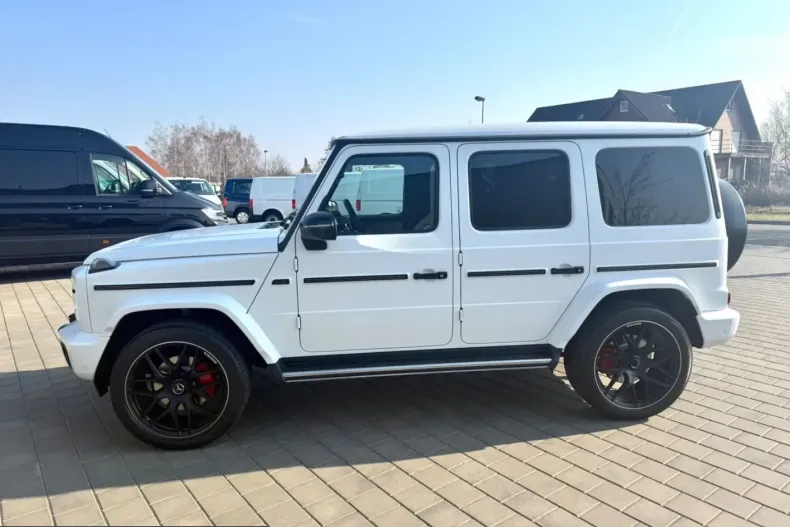 Mercedes-Benz G 450 (Clasa G) din 2024 cu 19.990 km - oferta MER205616 - foto 5