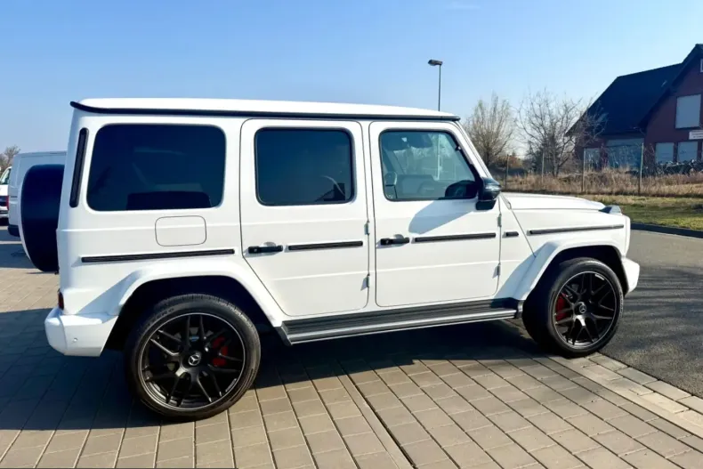 Mercedes-Benz G 450 (Clasa G) din 2024 cu 19.990 km - oferta MER205616 - foto 6