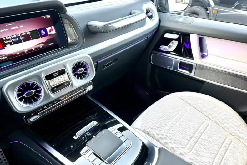 Mercedes-Benz G 450 (Clasa G) din 2024 cu 19.990 km - oferta MER205616 - foto 17