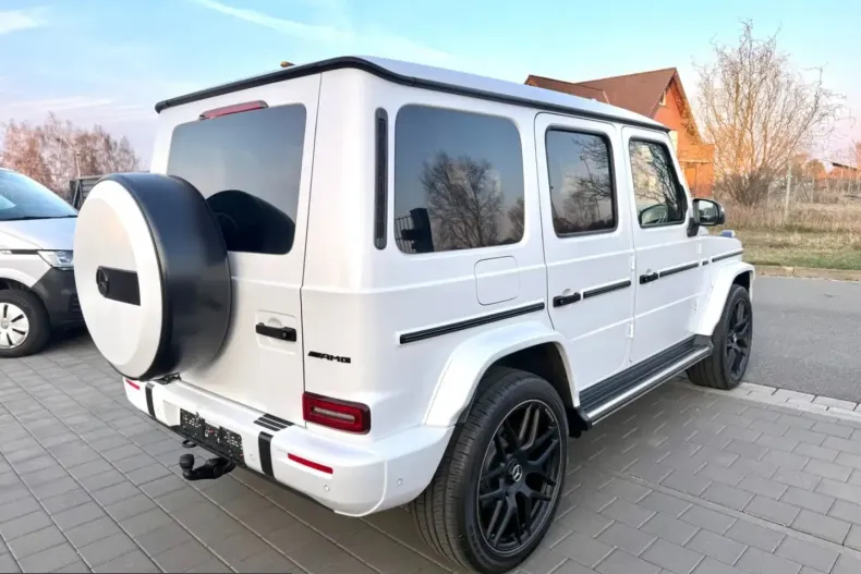 Mercedes-Benz G 450 (Clasa G) din 2024 cu 19.990 km - oferta MER205616 - foto 22