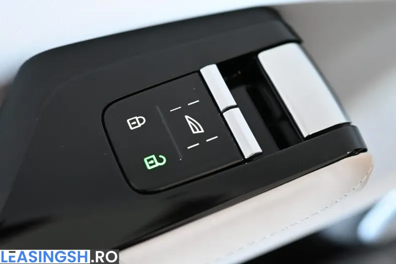 Polestar 3 din 2024 cu 3.796 km - oferta POL205617 - foto 29