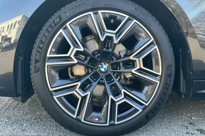 BMW 520 (Seria 5) din 2025 cu 25.103 km - oferta BMW205619 - foto 22