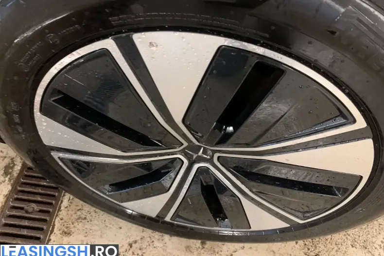 Polestar 4 din 2025 cu 6.809 km - oferta POL205622 - foto 5