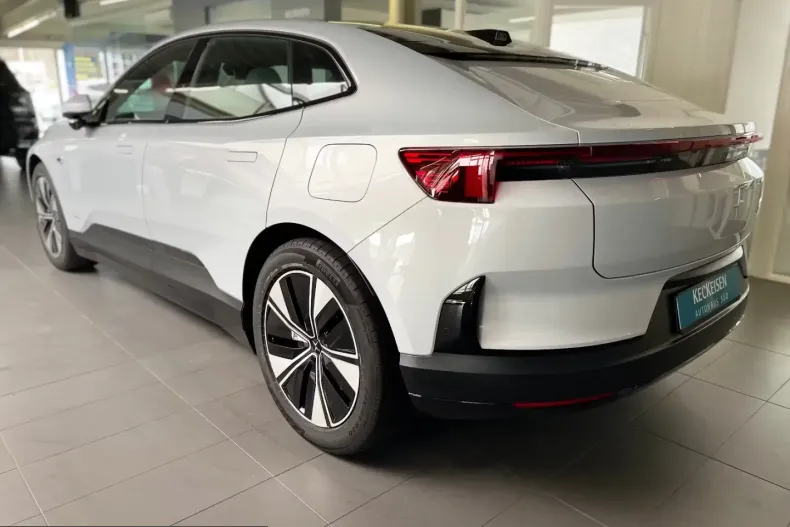 Polestar 4 din 2024 cu 6.200 km - oferta POL205623 - foto 5