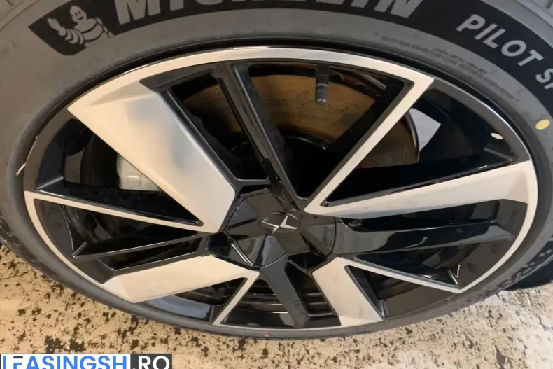 Polestar 4 din 2025 cu 19 km - oferta POL205627 - foto 6