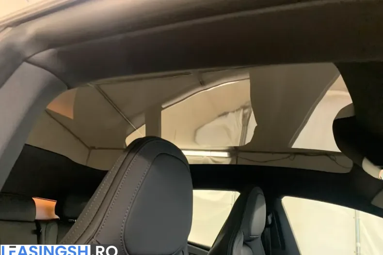 Polestar 4 din 2025 cu 19 km - oferta POL205627 - foto 9