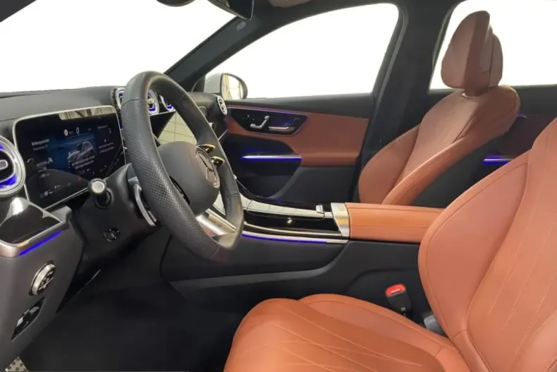 Mercedes-Benz GLC 200 (Clasa GLC) din 2024 cu 29.235 km - oferta MER205628 - foto 5