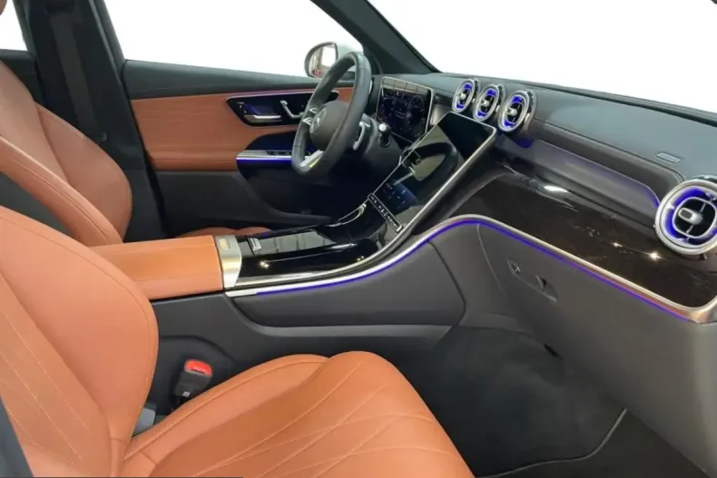 Mercedes-Benz GLC 200 (Clasa GLC) din 2024 cu 29.235 km - oferta MER205628 - foto 13