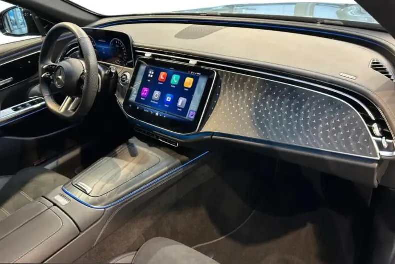 Mercedes-Benz E 300 (Clasa E) din 2025 cu 6.784 km - oferta MER205631 - foto 3