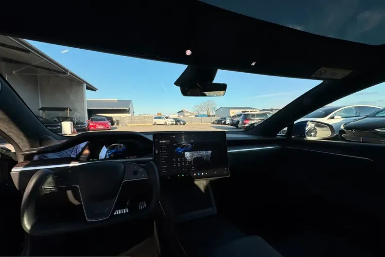 Tesla Model S din 2024 cu 45.777 km - oferta TES205635 - foto 34