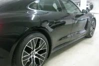 Porsche Taycan din 2023 cu 29.997 km - oferta POR205636 - foto 6