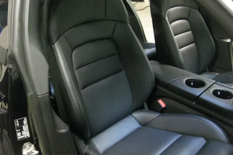 Porsche Taycan din 2023 cu 29.997 km - oferta POR205636 - foto 11