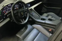 Porsche Taycan din 2023 cu 29.997 km - oferta POR205636 - foto 15